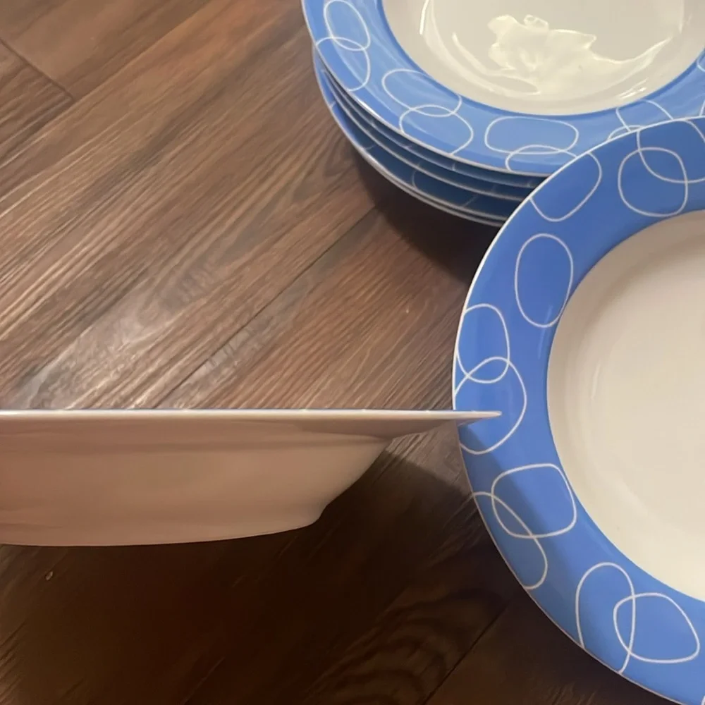 CRATE & BARREL MONNO CIRCLES WHITE/BLUE Rimmed Soup Bowls B78,7pc!!GREAT